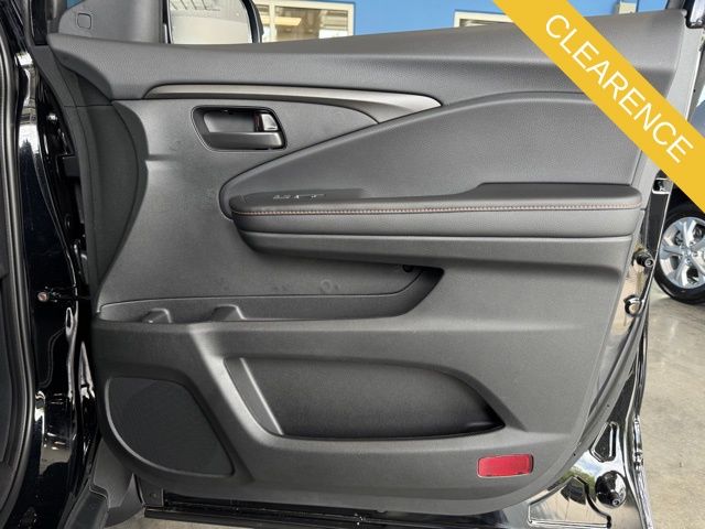 2025 Honda Ridgeline TrailSport Black at AutoSavvy Houston Southwest