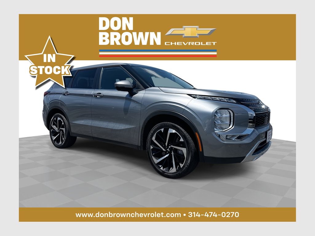 Gray 2024 Mitsubishi Outlander SE Black Edition FWD SUV / Crossover Front-Wheel Drive Continuously Variable Transmission
