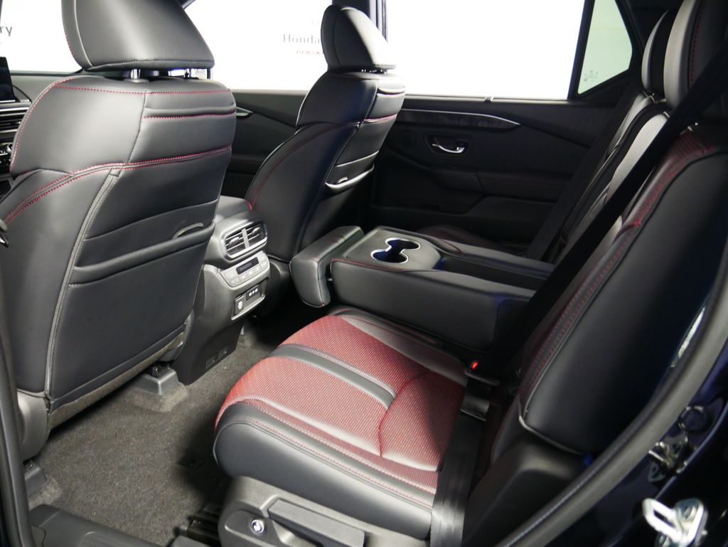 Thumbnail: 2025 Honda Pilot - 14