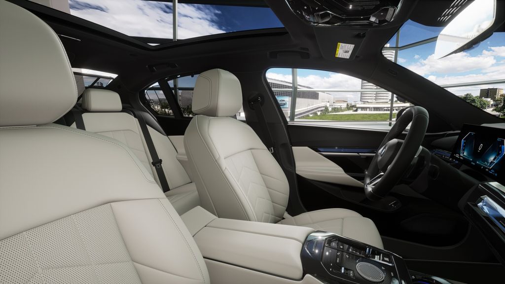 Thumbnail: 2026 BMW 5 Series - 9