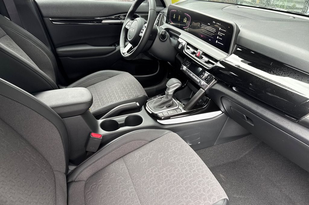 new 2026 Kia Seltos car, priced at $28,685