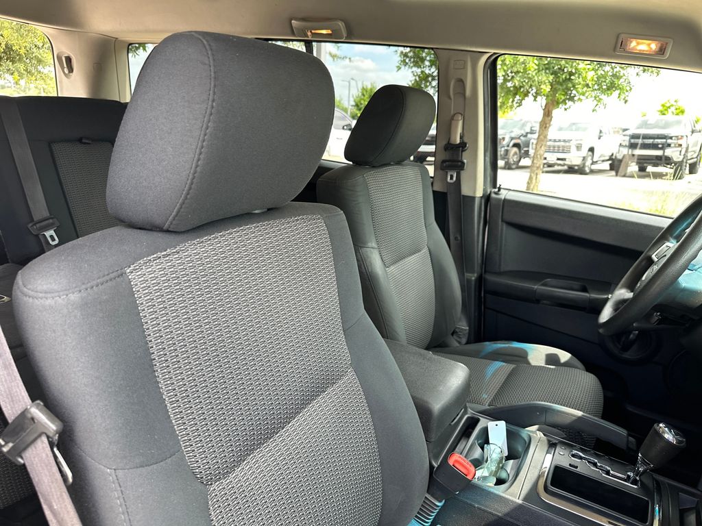 Used Car 2008 Jeep Commander  Sport For Sale Under $10,000 In Austin, Texas