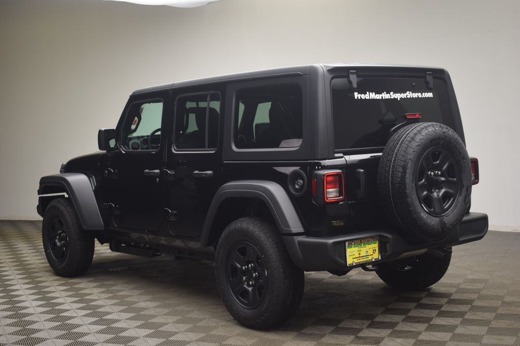 new 2026 Jeep Wrangler car, priced at $39,386