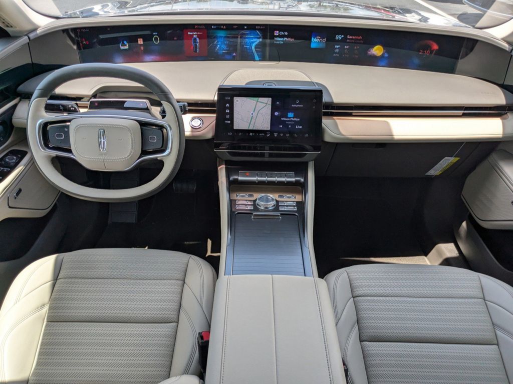 2025 Lincoln Nautilus Reserve