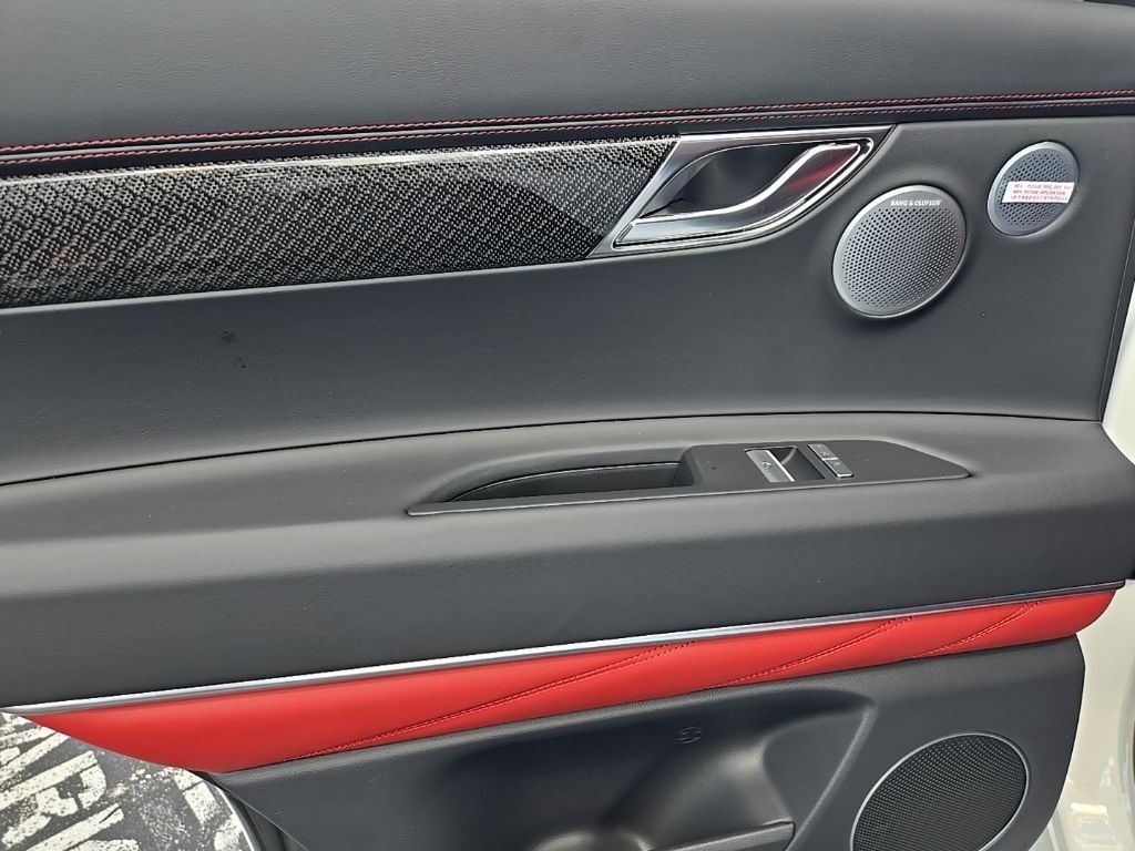 Thumbnail: 2025 Genesis GV80 - 31