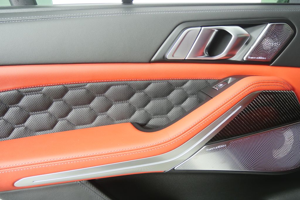 Thumbnail: 2026 BMW X5 - 15