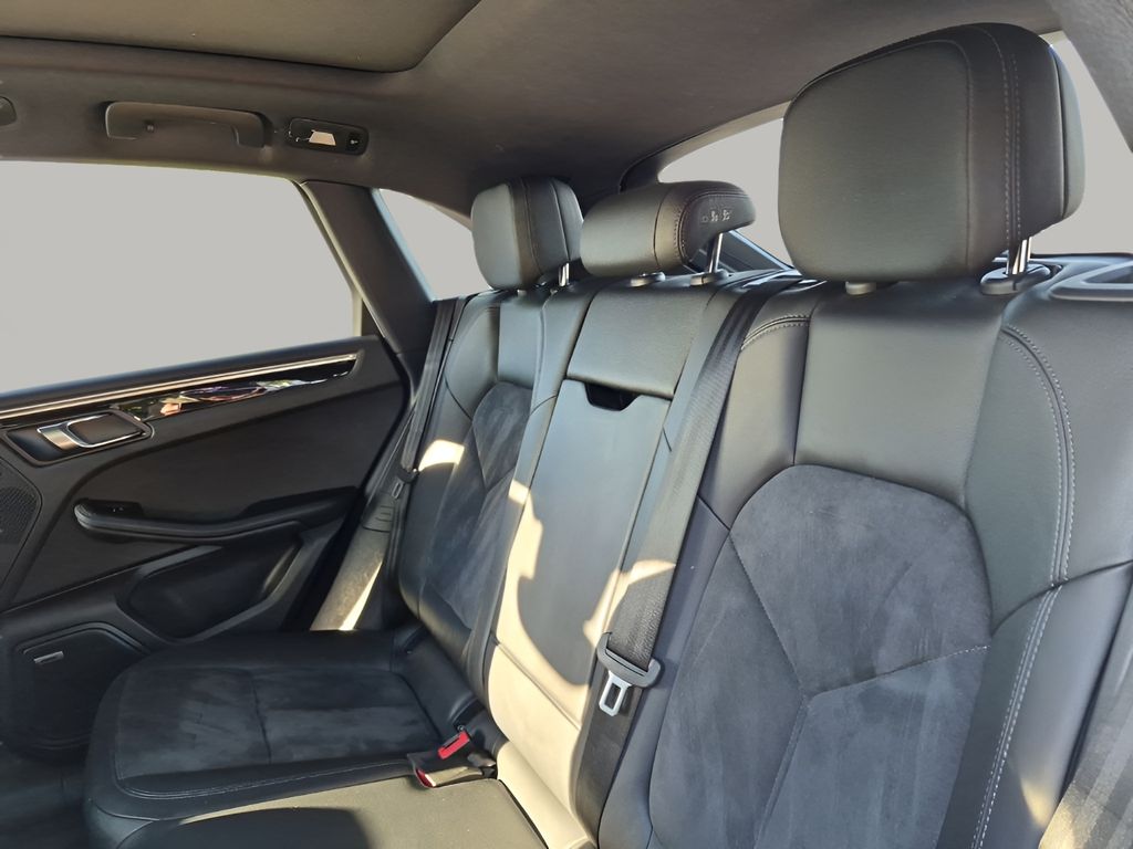 Used Car 2018 Porsche Macan  For Sale Under $25,000 In Austin, Texas
