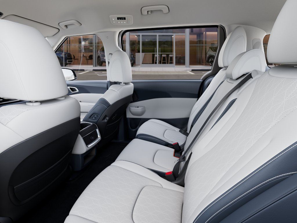 New 2026 White Kia EX image 18