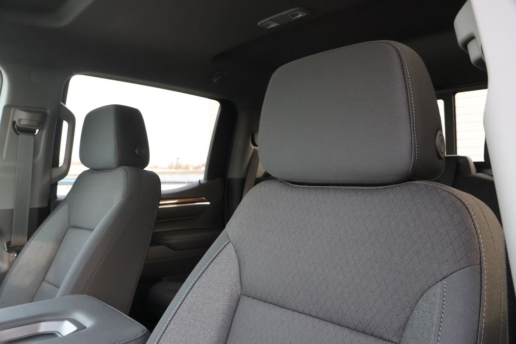 Thumbnail: 2026 Chevrolet Silverado 1500 - 16