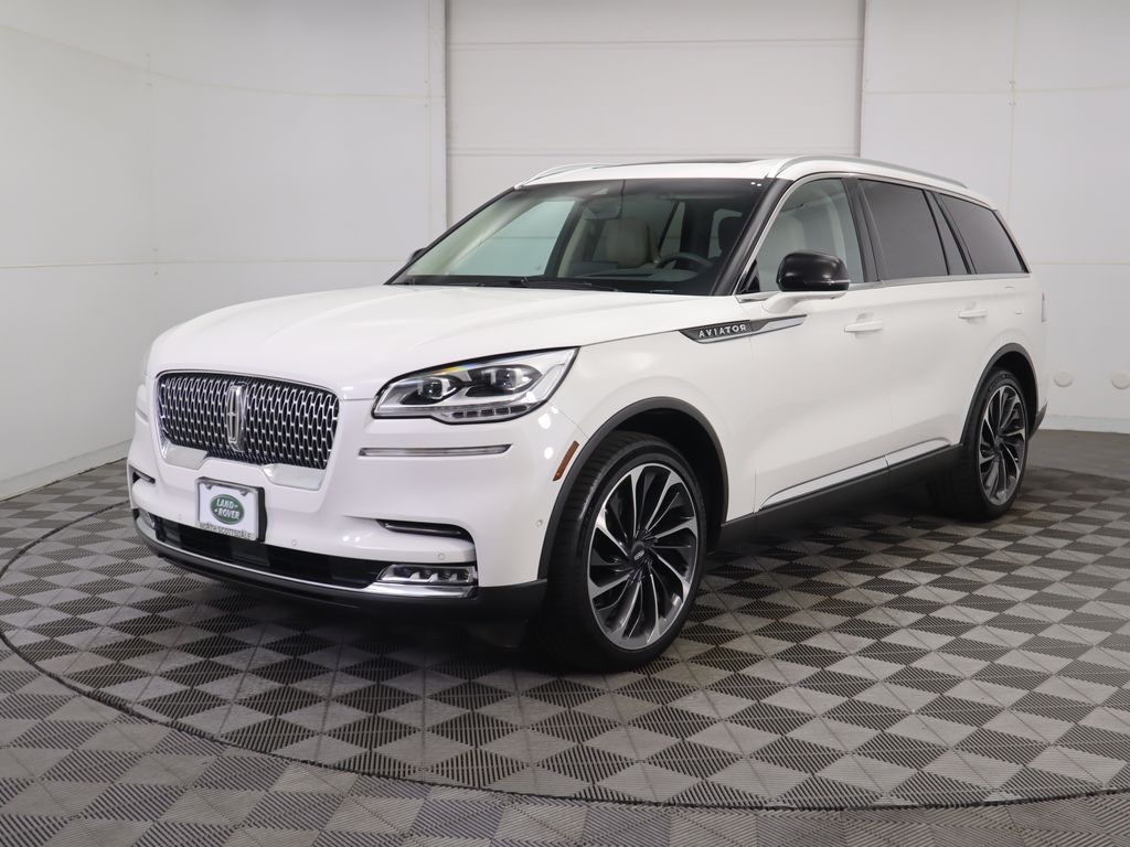 Thumbnail: 2023 Lincoln Aviator - 1