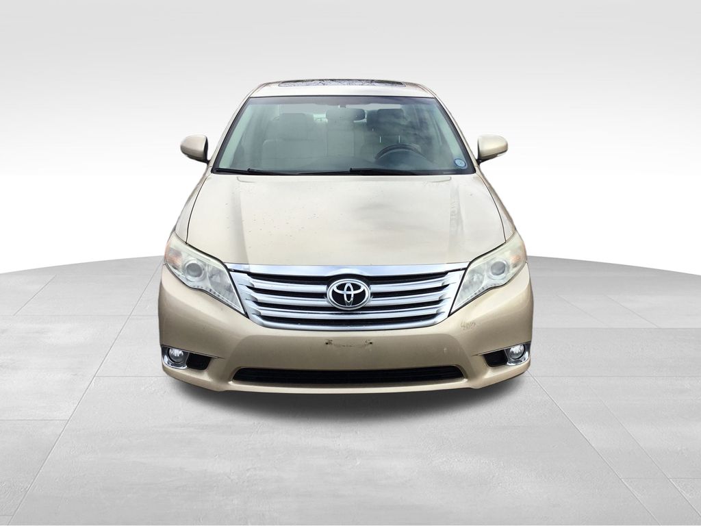 Thumbnail: 2011 Toyota Avalon - 6