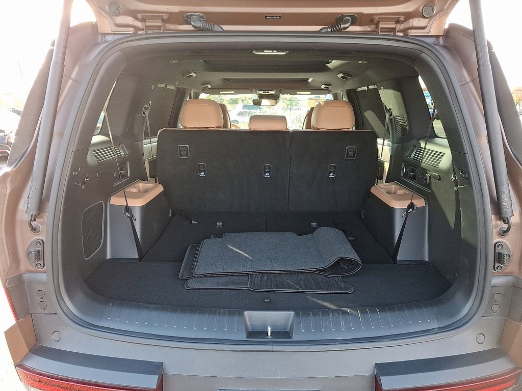 Thumbnail: 2024 Hyundai Santa Fe - 32