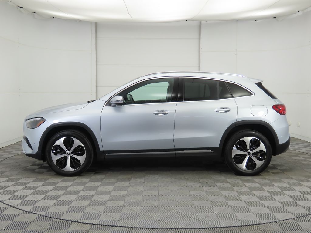 Thumbnail: 2025 Mercedes-Benz GLA - 8