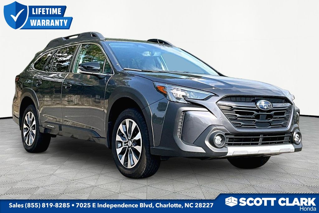 2025 Subaru Outback Limited's photo