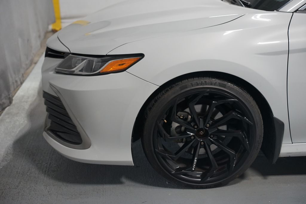 Thumbnail: 2022 Toyota Camry - 5