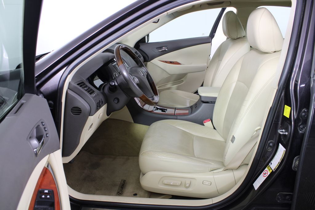 Used 2011 Lexus ES for sale in 