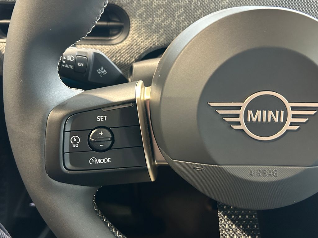 Thumbnail: 2026 MINI Cooper - 19