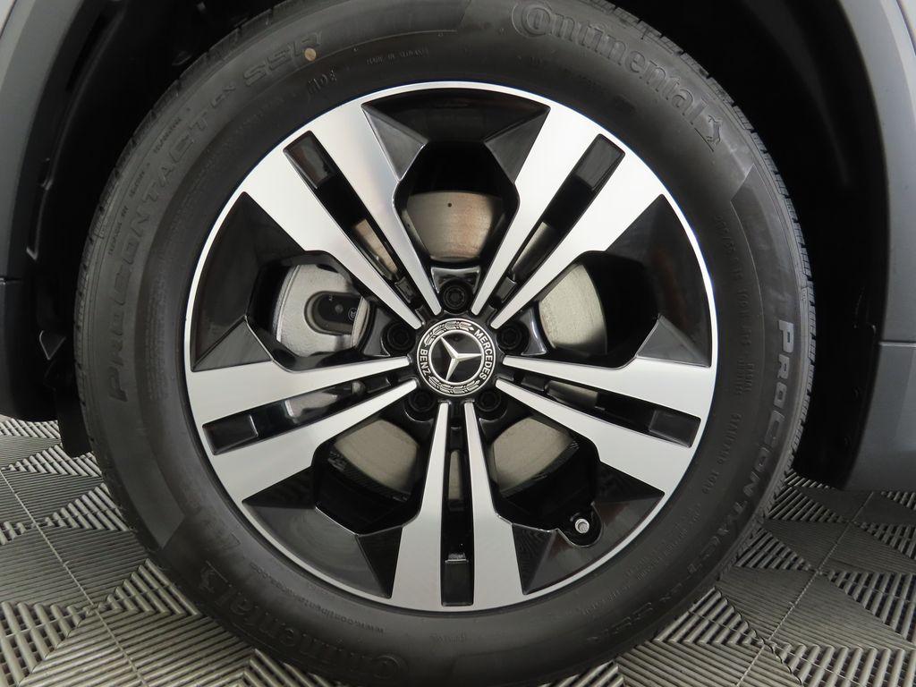 Thumbnail: 2026 Mercedes-Benz GLA - 30