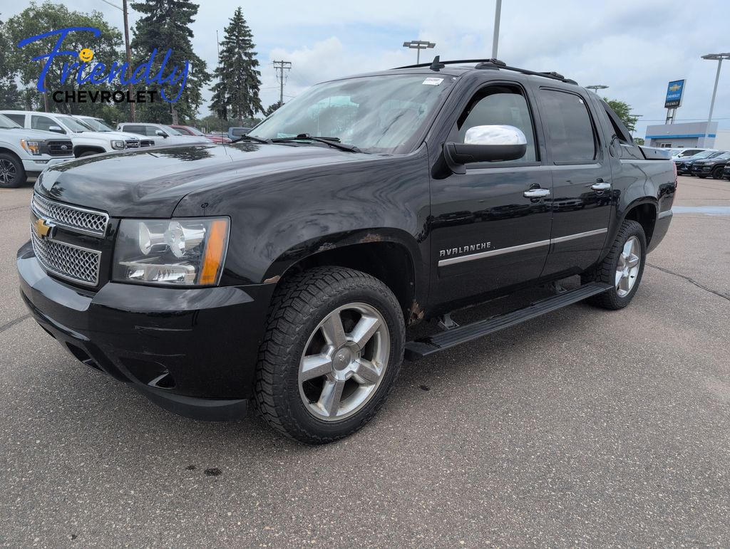 Black 2013 Chevrolet Avalanche LTZ Black Diamond Edition 4WD Pickup Truck Four-Wheel Drive 6-Speed Automatic