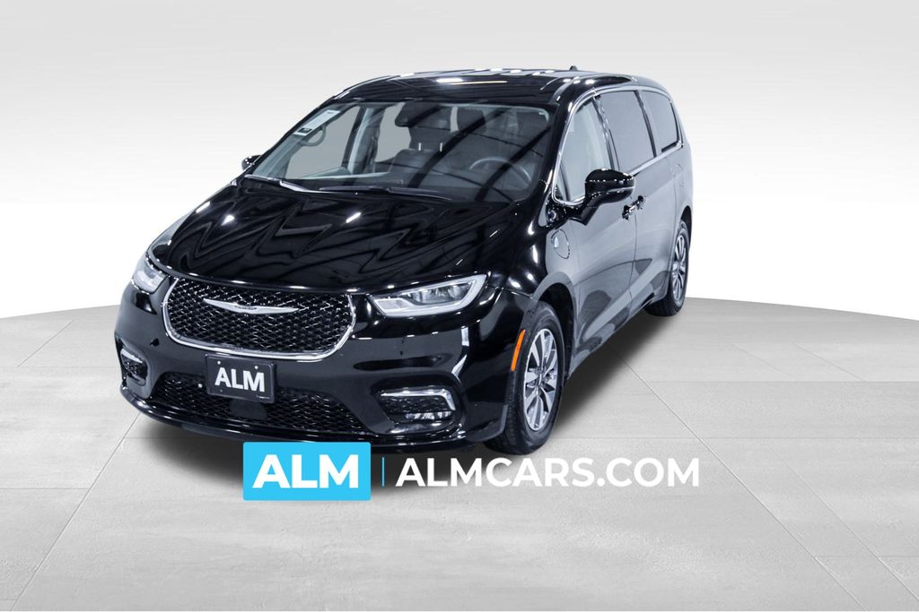 2024 Chrysler Pacifica PHEV