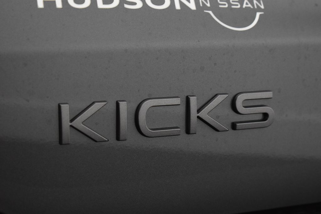 Thumbnail: 2026 Nissan Kicks - 9