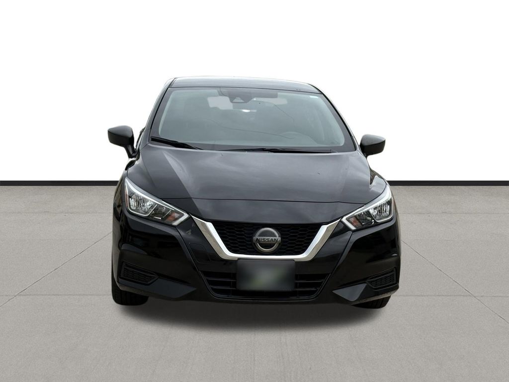 2020 Nissan Versa 1.6 S - 1