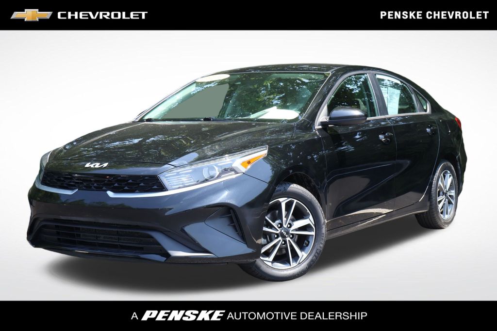 2024 Kia Forte LXS FWD