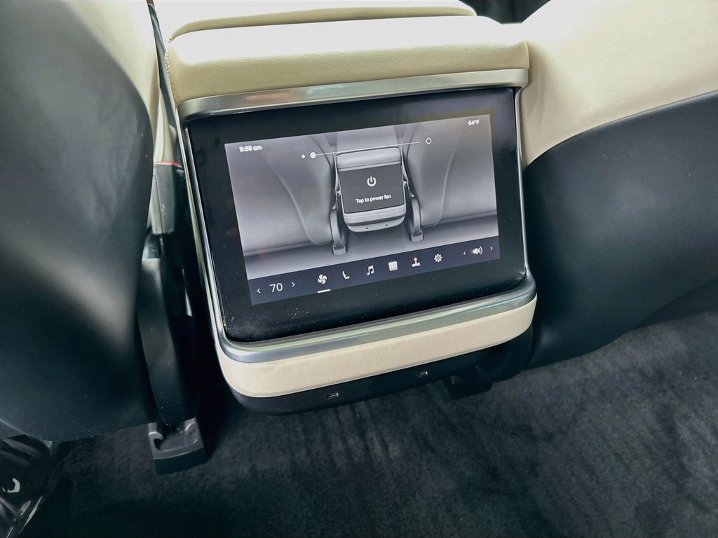Thumbnail: 2022 Tesla Model S - 27