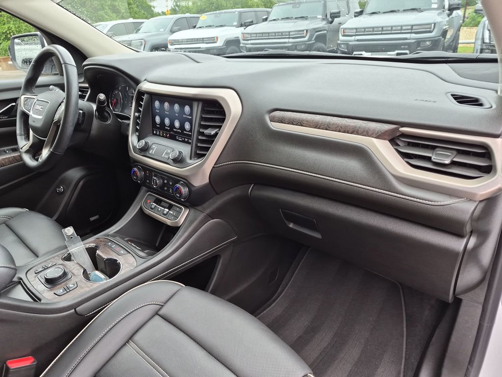 Used Car 2022 Gmc Acadia  Tnf26 For Sale Under $40,000 In Austin, Texas