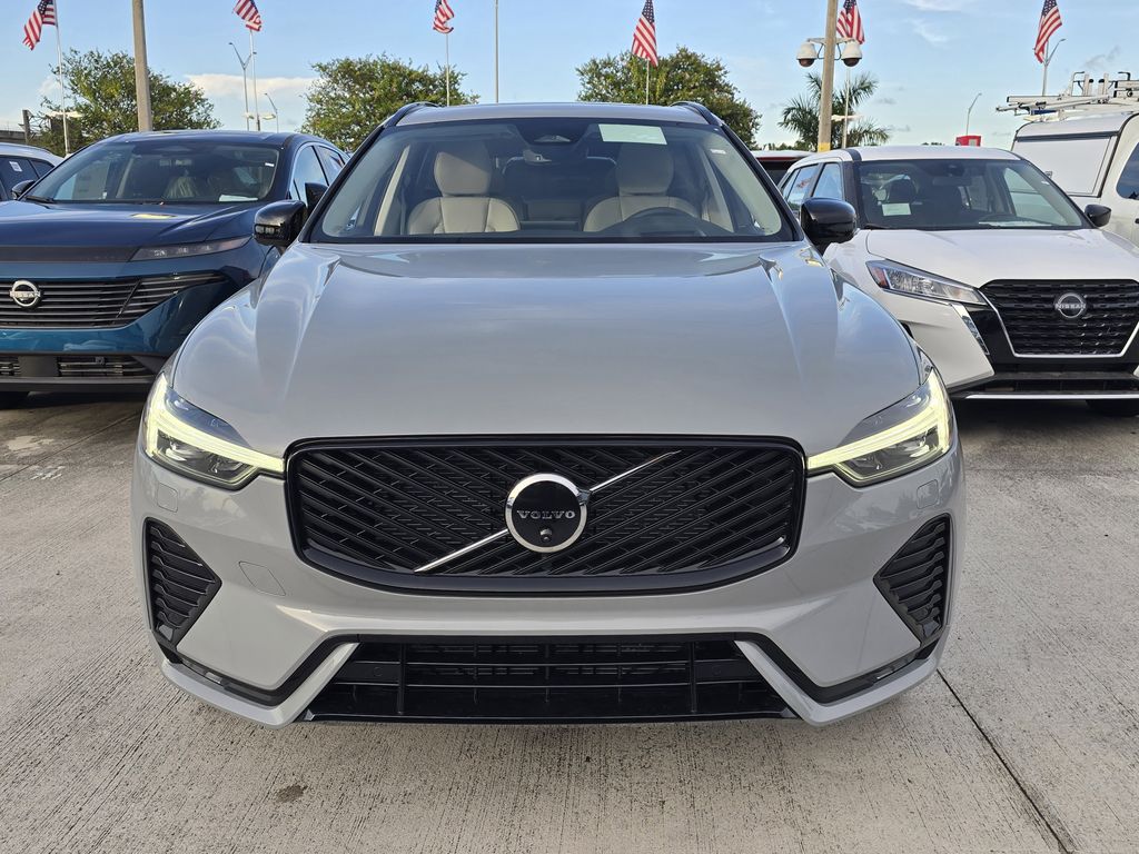 new 2026 Volvo XC60 car, priced at $61,935