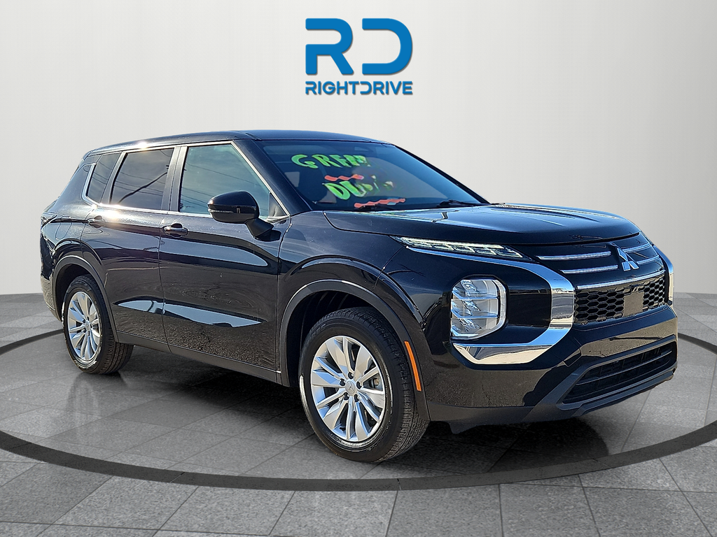 2025 Mitsubishi Outlander ES FWD
