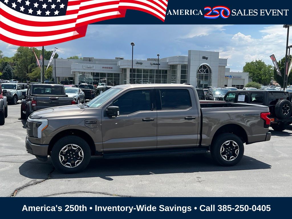 2023 Ford F-150 Lightning XLT SuperCrew AWD