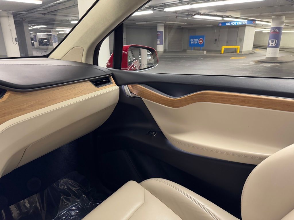 2019 Tesla Model X P100D 29