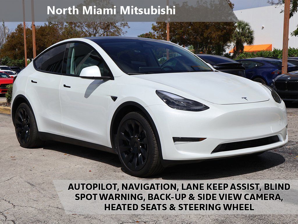 2024 Tesla Model Y Long Range Dual Motor All-Wheel Drive's photo