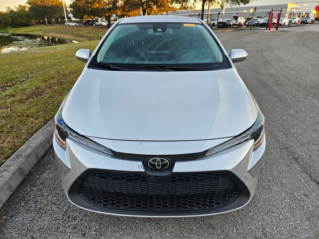 2020 Toyota Corolla LE 8