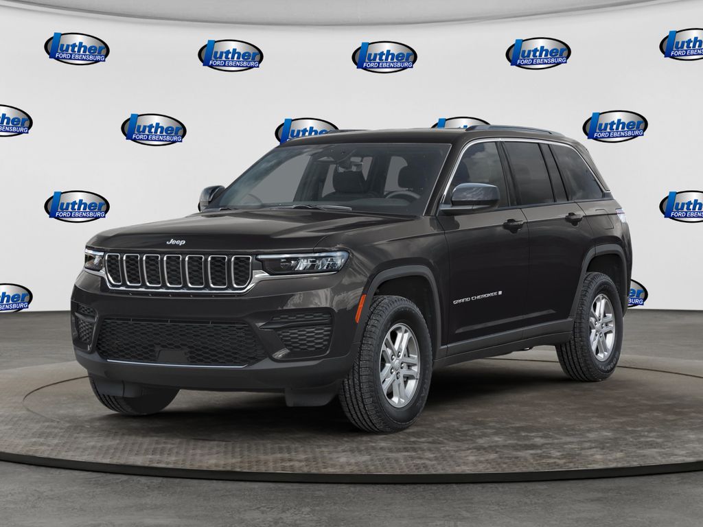 2025 Jeep Grand Cherokee Altitude Black at Rochrich Mazda