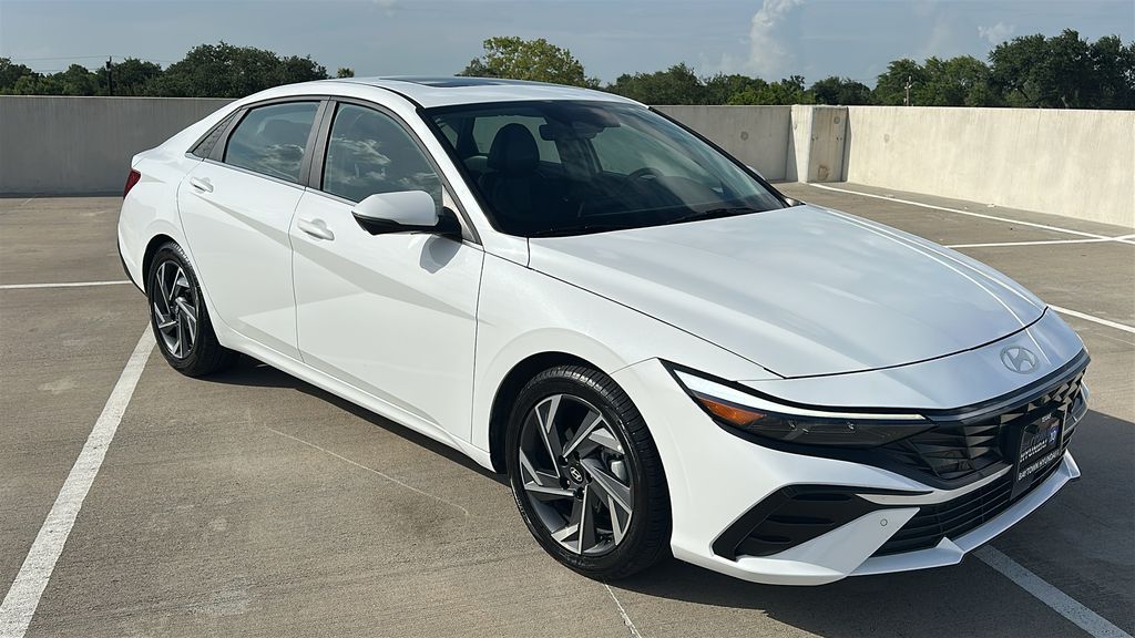 2024 Hyundai Elantra Limited White at Baytown Hyundai