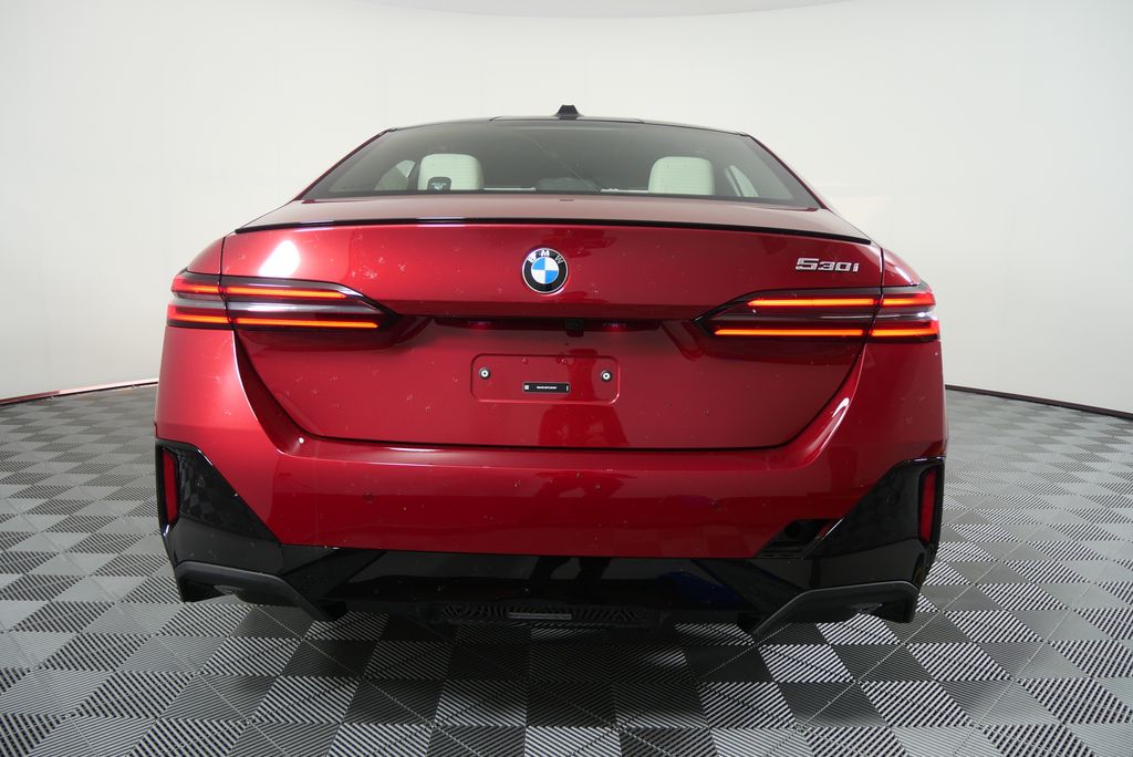 2026 BMW 5 Series 530i 4