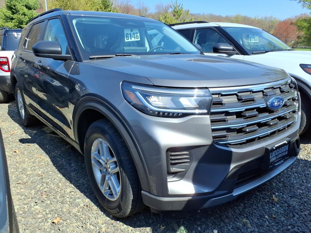 Carbonized Gray Metallic 2026 Ford Explorer Active AWD SUV / Crossover All-Wheel Drive Automatic