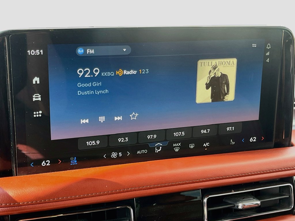2025 Lincoln Aviator Reserve White at AutoSavvy Houston Southwest