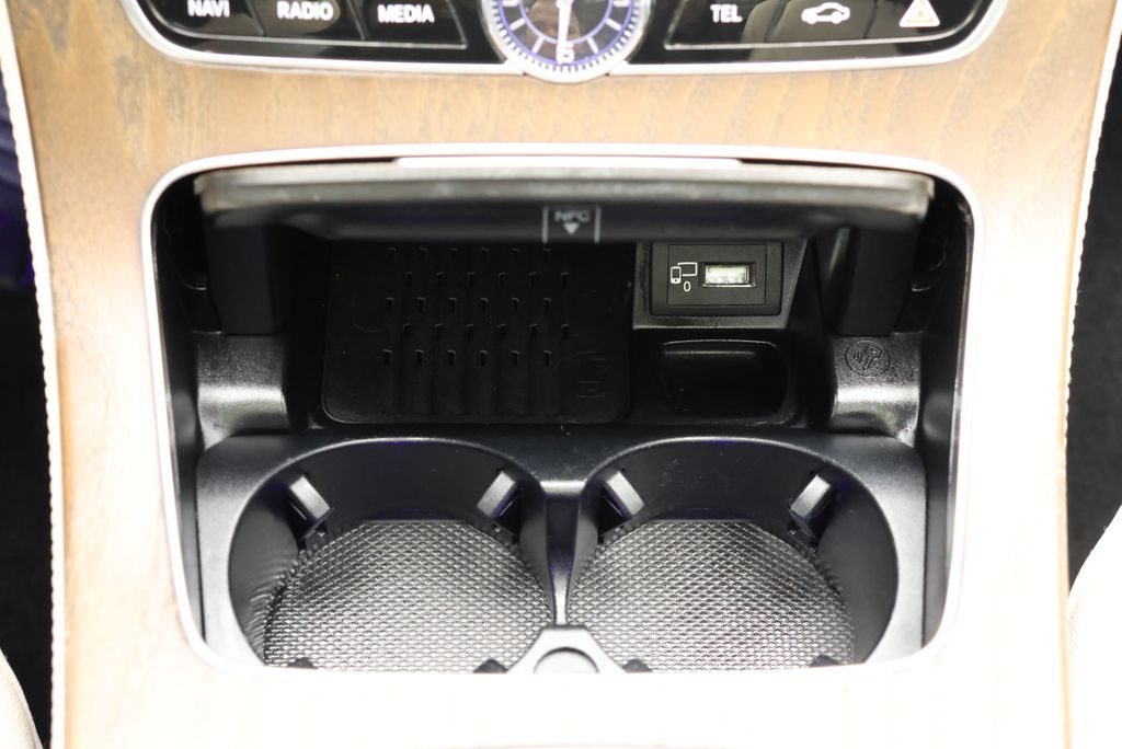 Thumbnail: 2019 Mercedes-Benz E-Class - 28