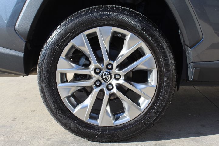 Used Car 2019 Toyota Rav4  Limited For Sale Under $25,000 In Georgetown, Texas