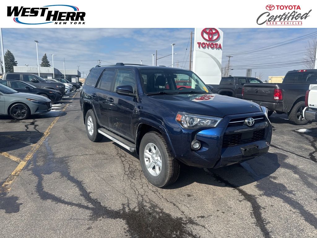 2023 Toyota 4Runner SR5 4WD