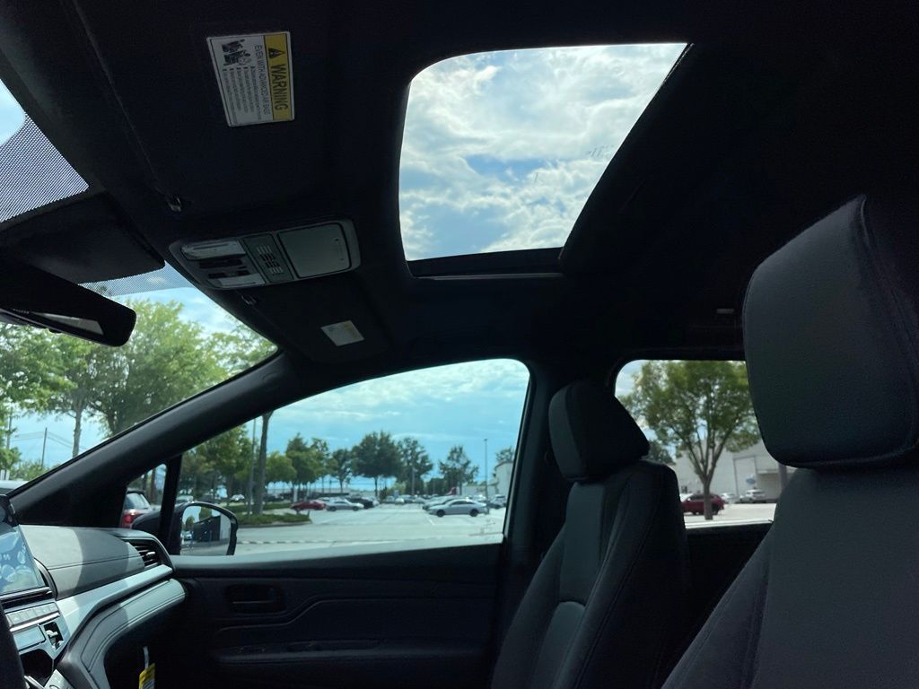 Thumbnail: 2026 Honda Odyssey - 28