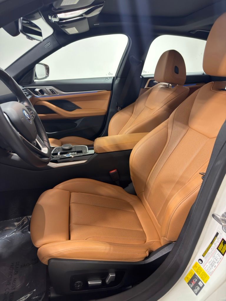 Thumbnail: 2023 BMW i4 - 4