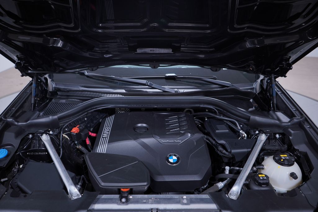 Thumbnail: 2020 BMW X4 - 24