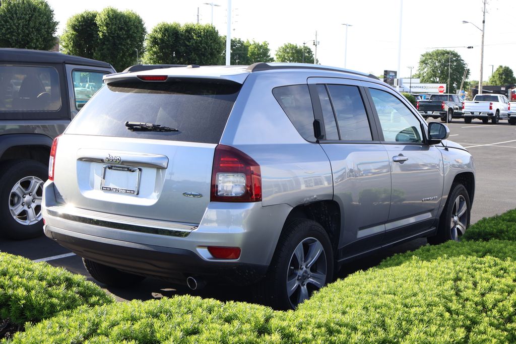 2017 Jeep Compass Latitude 8