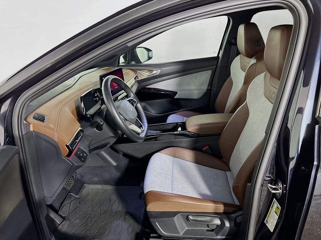 2023 Volkswagen ID.4 Pro