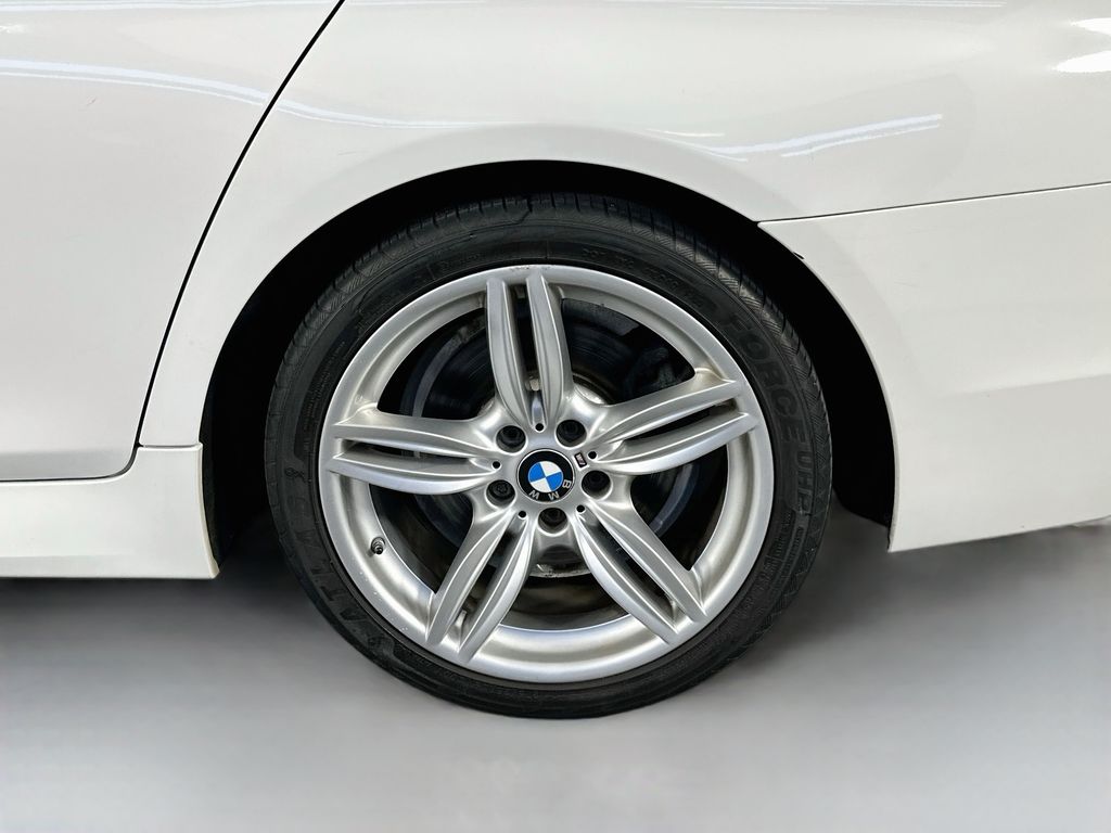BMW5 Series33