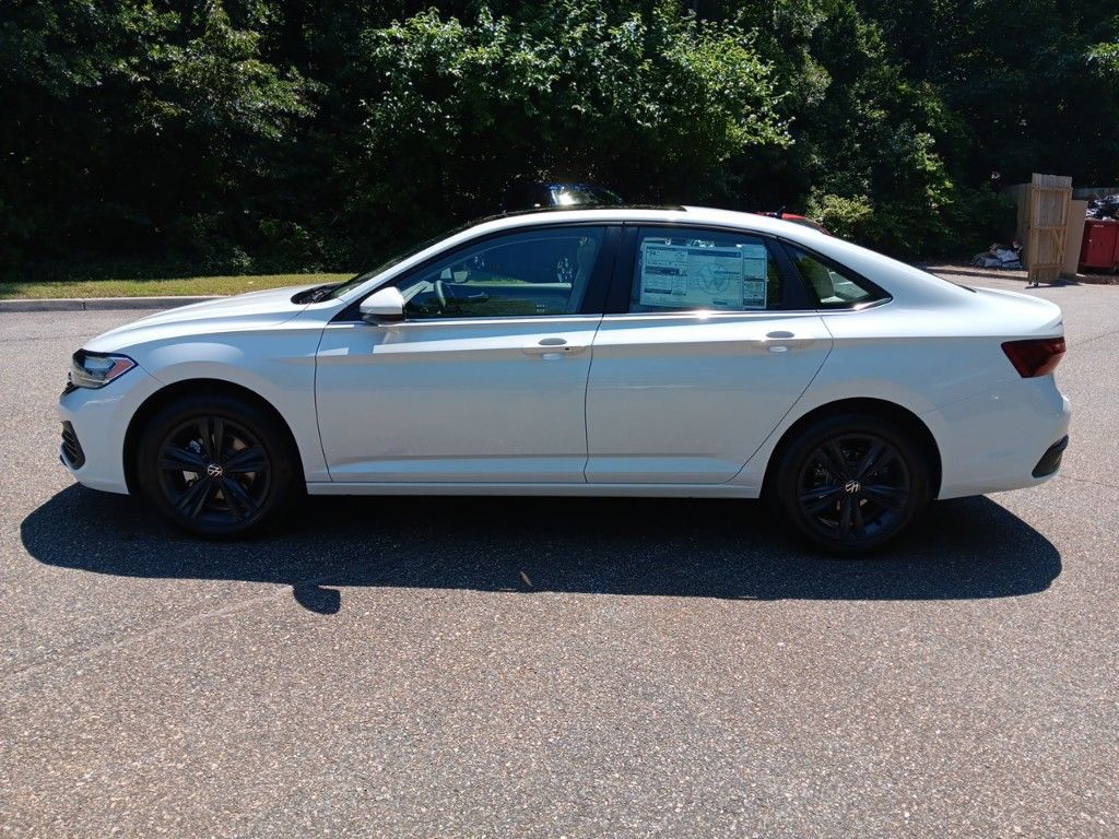 2024 Volkswagen Jetta 1.5T SE 2